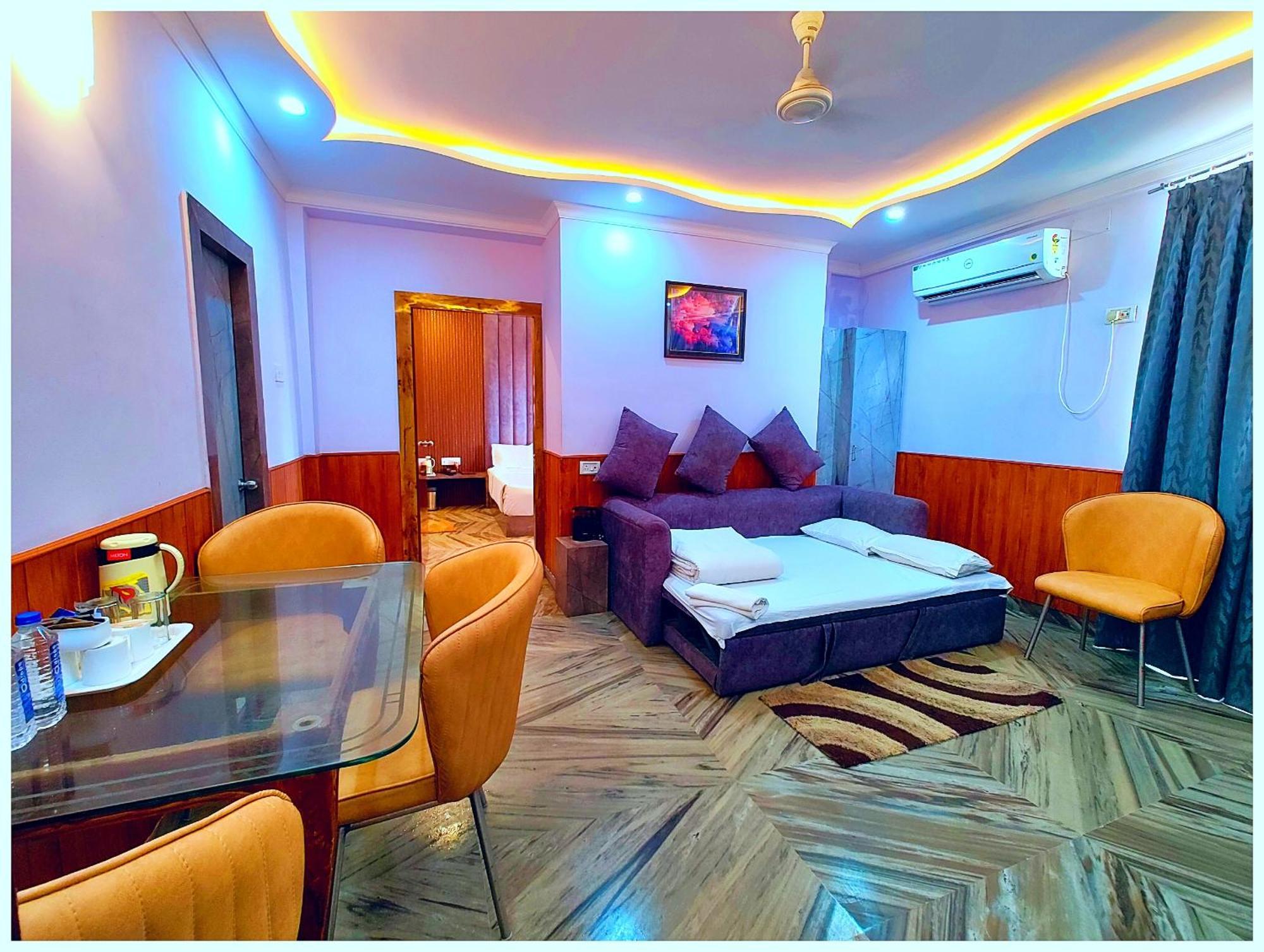 Puri Hotel D R E A M L A N D Near Sea Beach - - Restaurant & Parking Facilities - Prime Location With Luxury And Spacious Room - Book Now Exterior photo